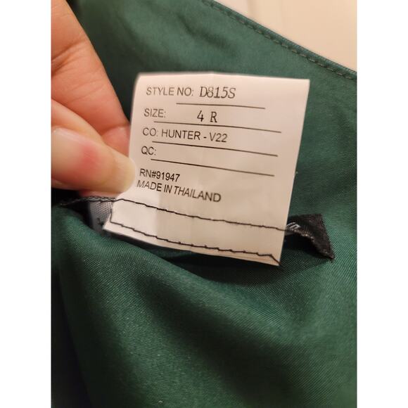 Alfred Sung Green Gown With Draped One-shoulder and Pockets - Picture 4 of 9